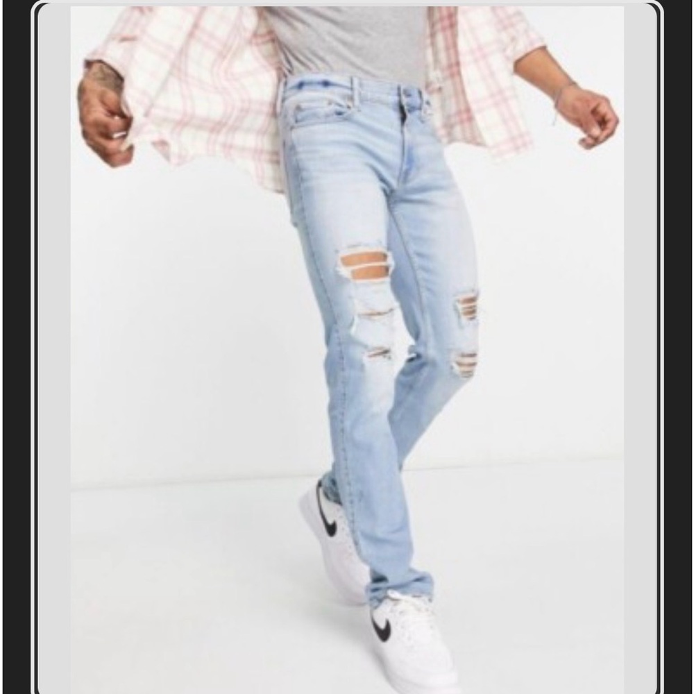 Hollister Men's Light Blue Ripped Slim Jeans